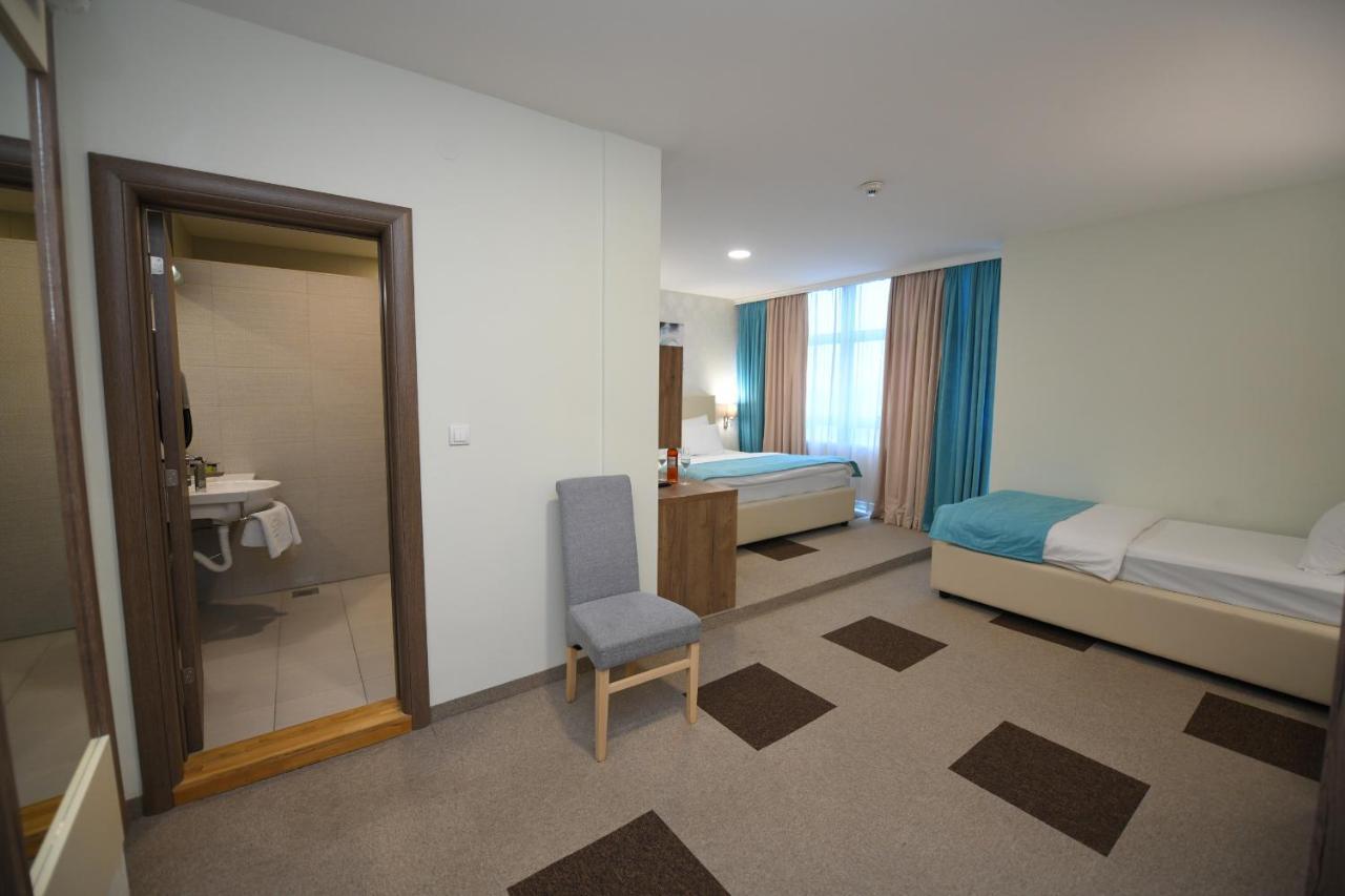 Hotel Kole Čačak Dış mekan fotoğraf