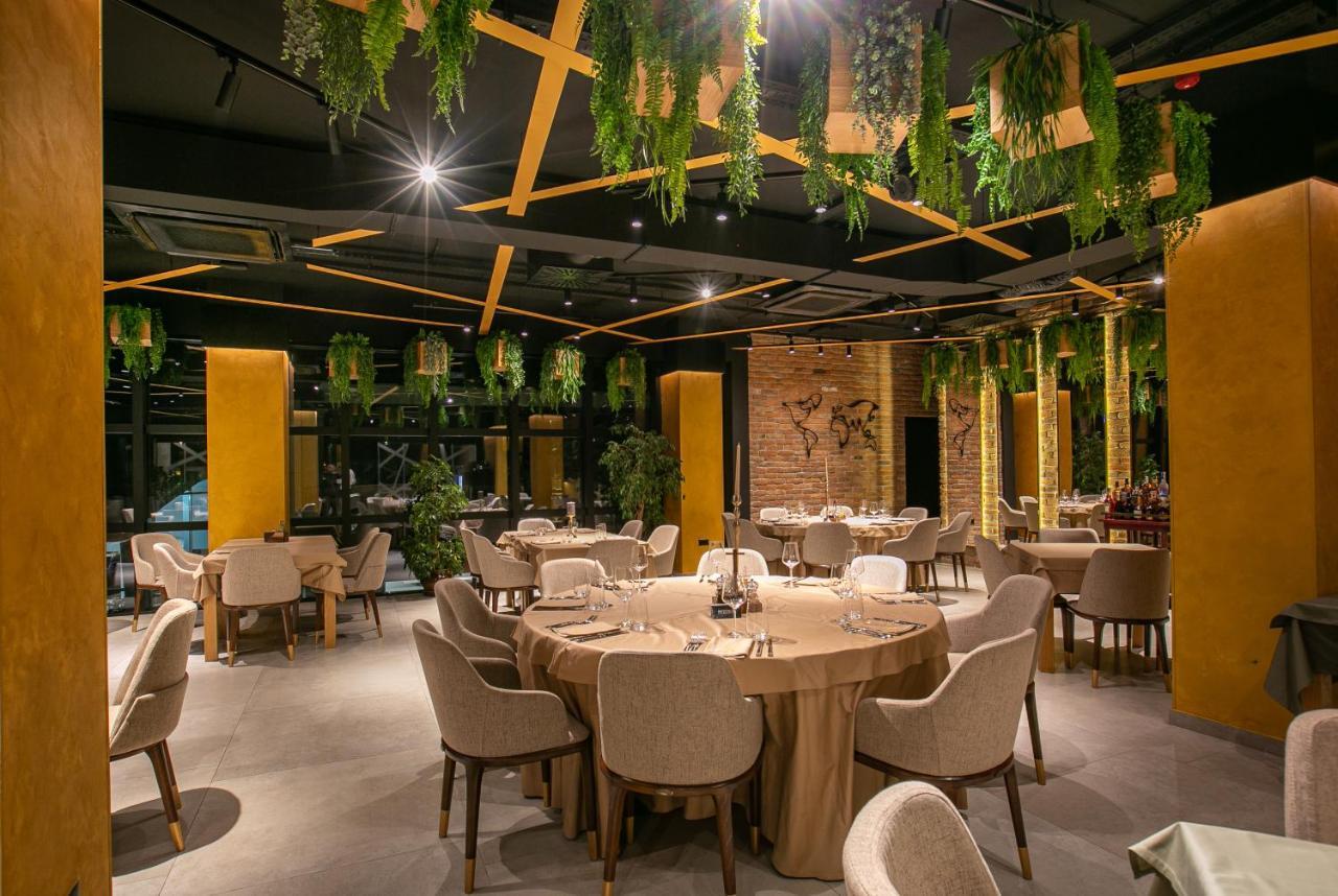 Hotel Kole Čačak Dış mekan fotoğraf
