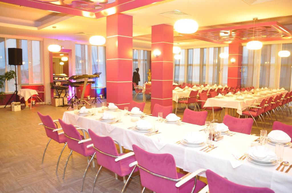 Hotel Kole Čačak Dış mekan fotoğraf