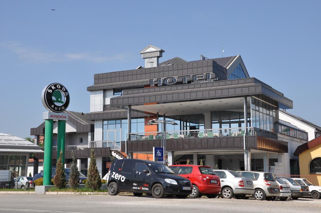 Hotel Kole Čačak Dış mekan fotoğraf